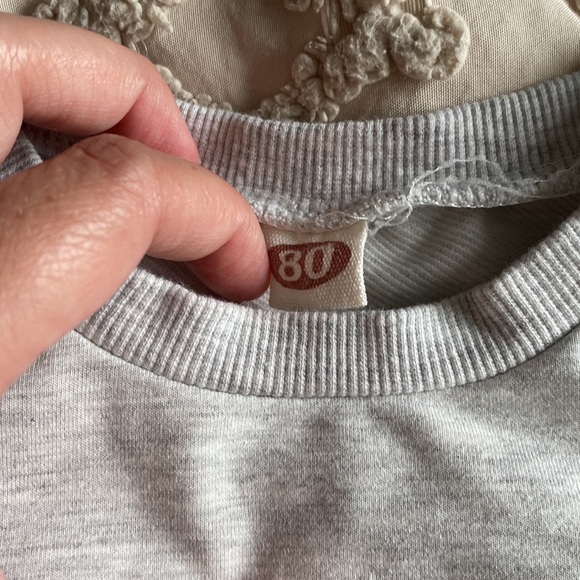 Boys retro graphics “mama’s boy” gray long sleeve bodysuit. Size 12-18 months. - Picture 3 of 4